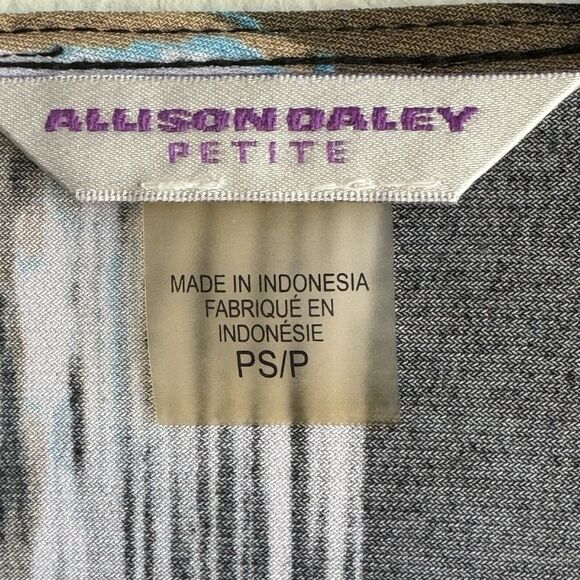 Allison Daley Knit Top Blouse Animal Print Sz Small Petite 3/4 Sleeves Stretch - Picture 2 of 6